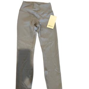 NWT Woman’s lululemon Wunder Train HR tight 25” chambray leggings